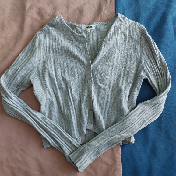 Garage - sweather top - Picture 2 of 4